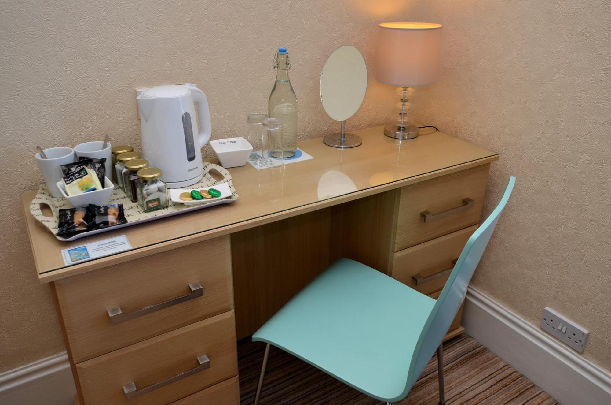 St. Hilary Guest House Llandudno Room photo