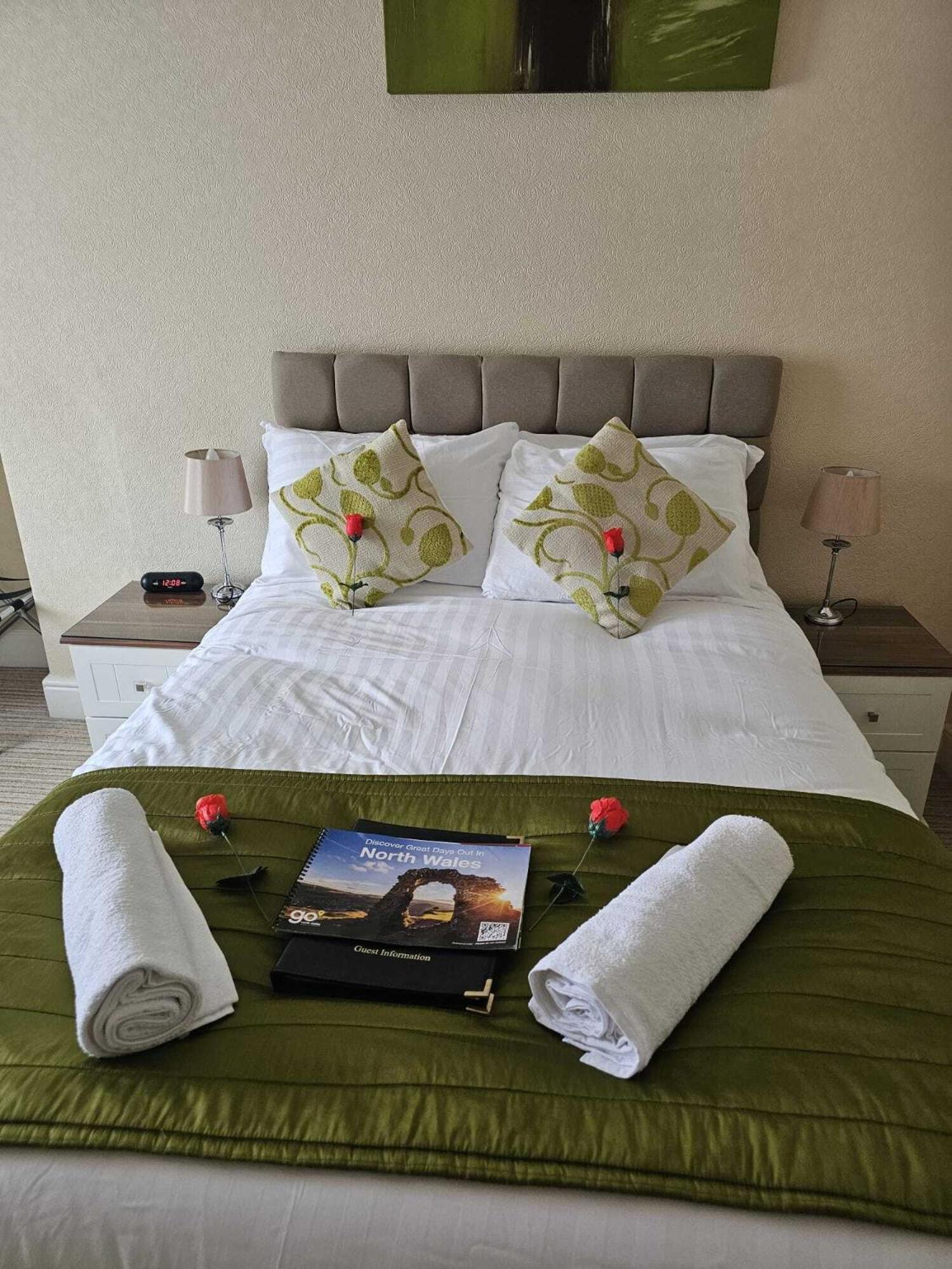 St. Hilary Guest House Llandudno Room photo